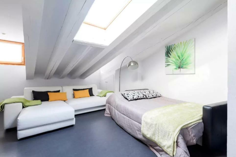 Cute Apartment In The Heart Of Madryt Zewnętrze zdjęcie